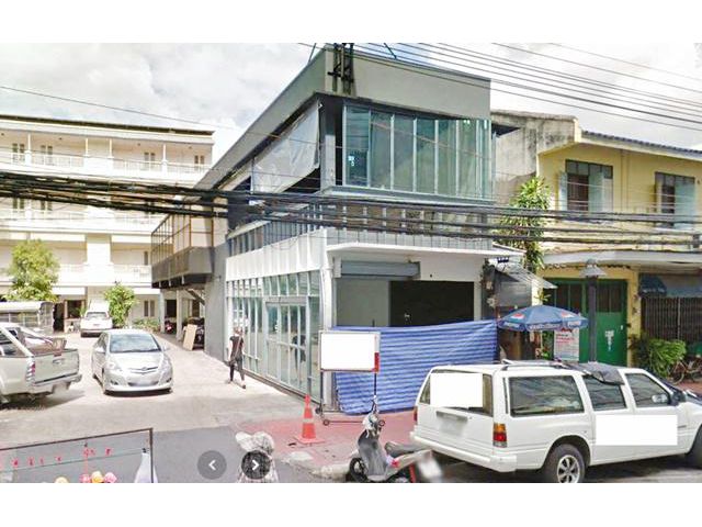 ข้าวสาร .ให้เช่าร้านอาหาร  58ตร.ม ย่านเสาชิงช้า MRTสามยอด 700 ม