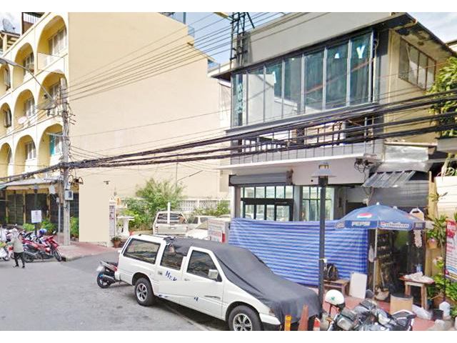 ย่านเสาชิงช้า MRTสามยอด 700 ม.ให้เช่าร้านอาหาร ติดถนนใหญ่  56ตร.ม
