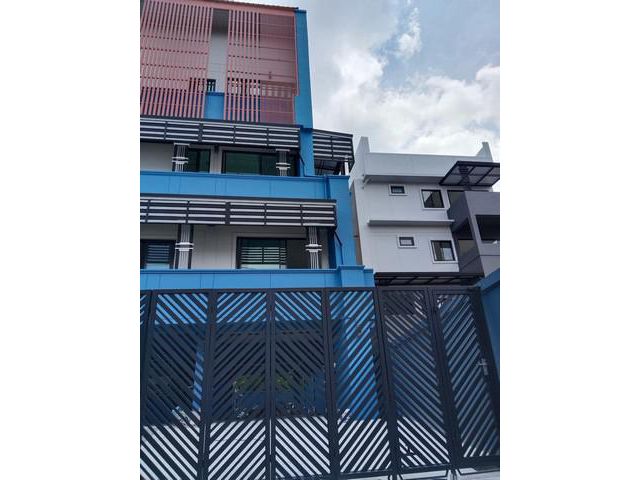 ให้เช่าโฮมออฟฟิศ 4 ชั้น เดินทางสะดวก ตั้งอยู่ระหว่าง MRT สุทธิสาร