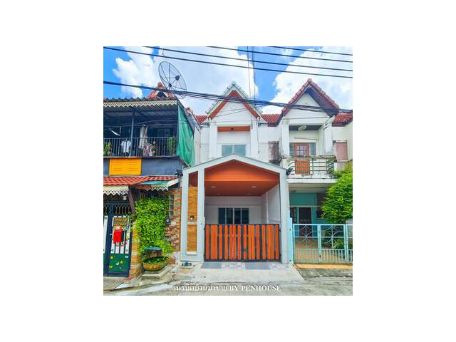 ขาย ทาวน์เฮ้าส์ 2ชั้น ย่านพหลโยธิน ใกล้รถไฟฟ้า เชื่อมต่อถนนหลายสาย มบ.มารวย1 ถ.พหลโยธิน54/1 แยก4 รีโนเวทใหม่ พร้อมอยู่