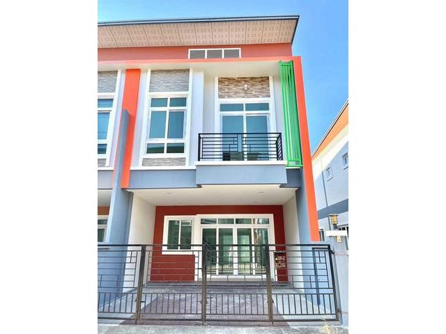 ทาวน์โฮม 2 ชั้น บ้านดิอารีเต้ เนินพลับหวาน