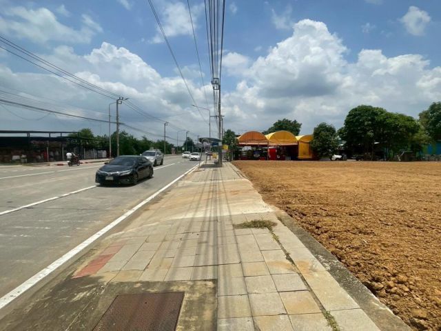 ให้เช่าที่ดิน ติดถนนใหญ่หทัยราษฏร์ ที่ถมแล้ว ทำเลทอง