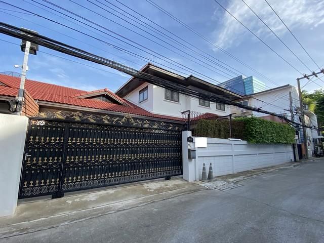 ให้เช่าบ้านเดี่ยว 2 ชั้น ซอยอารีย์สัมพันธ์-6 ถนนพระราม-6 พหลโยธิน 5 ใกล้รถไฟฟ้า BTS อารีย์ ให้เช่า รหัสC6773