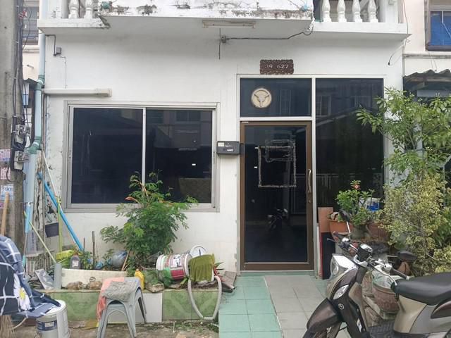 ขายบ้านทาวน์เฮาส์หมู่บ้านพรพิมาล  คลอง 5 รังสิต-นครนายก