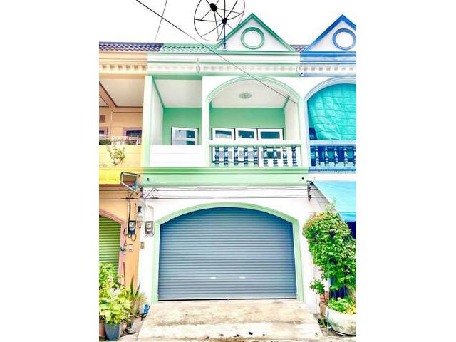 ขายบ้านทาวน์เฮ้าส์นาป่าชลบุรี หมู่บ้านสุขประยูร