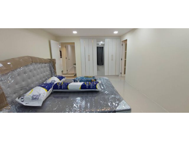 Condo for rent Fully Furnished 3 Beds at Sukhumvit  18
