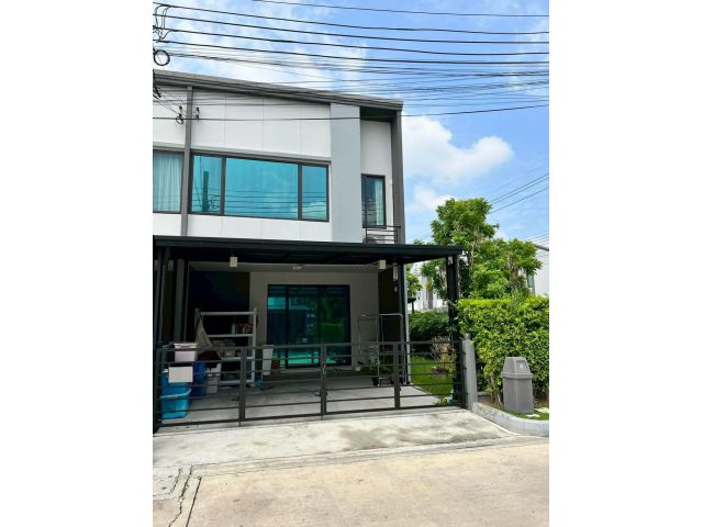 ขายทาวน์เฮ้าส์ หมู่บ้านพลีโน่ บางนา-วงแหวน บ้านหลังมุม พื้นที่เยอะ (พร้อมอยู่ 15 ต.ค.68) (N.1836)