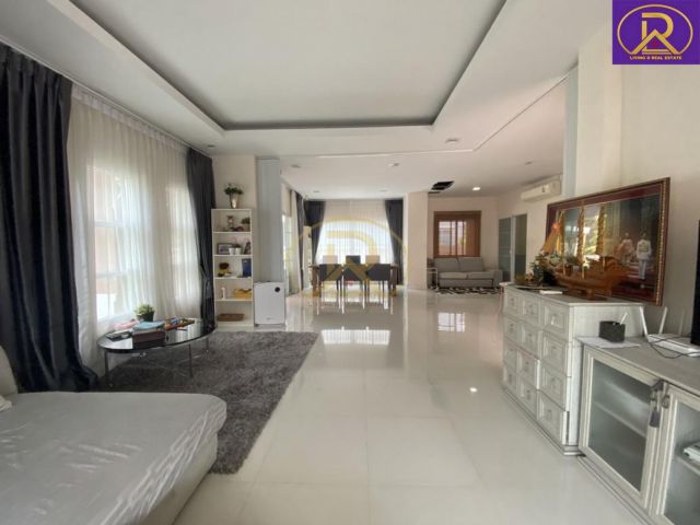 ให้เช่าบ้านเดี่ยว2ชั้น แกรนด์มณีรินทร์ สามมุข-บางแสน ใกล้หาดบางแส