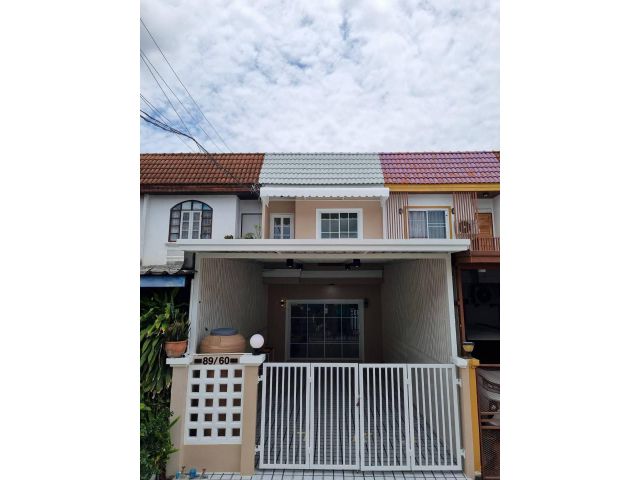 หมู่บ้านบัวทองแลนด์