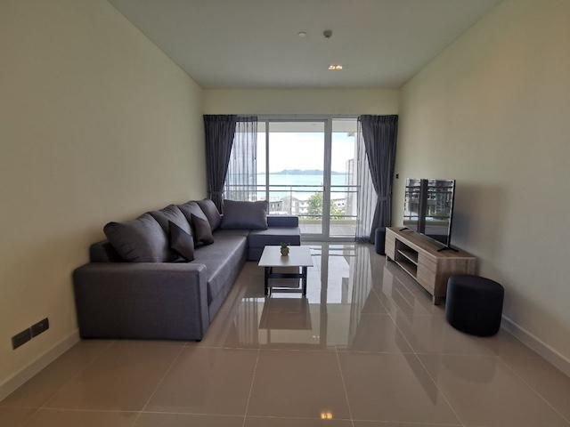 BS996 ขายคอนโดหรู Reflection Jomtien Beachfront Pattaya