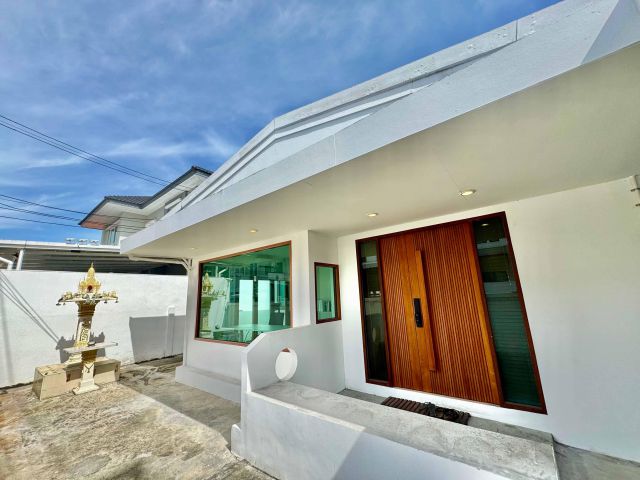 H2502 ขายบ้านเดี่ยวตกแต่งครบ ลาดพร้าววังหิน – โชคชัย 4 พร้อมผู้เช่า