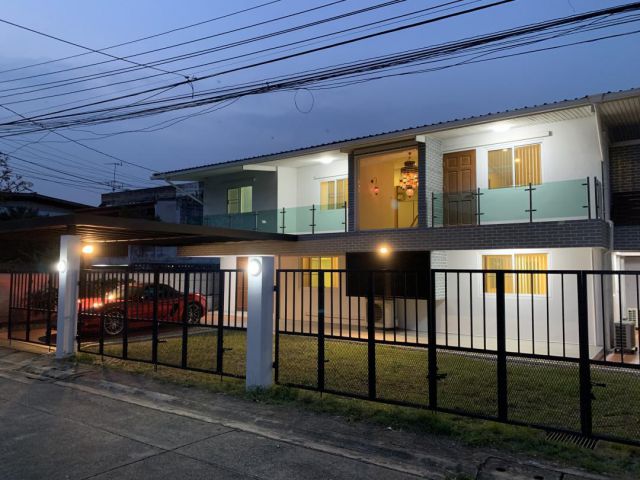 ให้เช่า บ้านเดี่ยว เสนานิคม โชคชัย 4 ออกเลียบด่วนได้