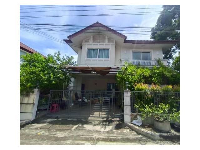 ขายบ้านเดี่ยว 2 ชั้น เดอะ เซนโทร รัตนาธิเบศ์ ใกล้รถไฟฟ้า 2 กิโลเมตร