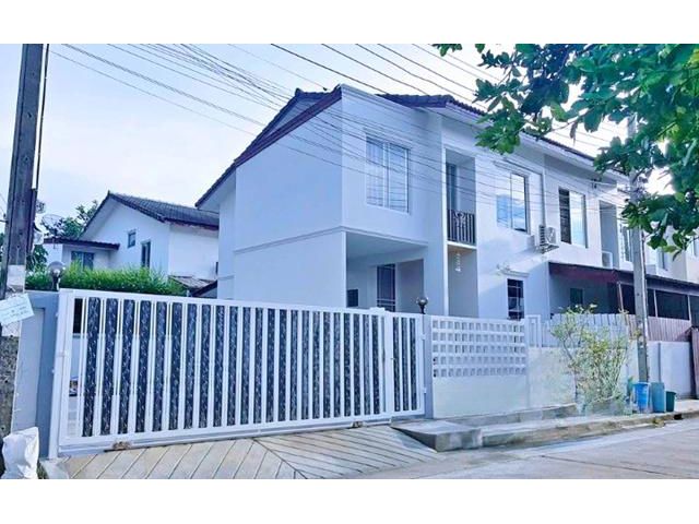 ตลาดบางพลีซิตี้ บางปลา 3 นอน เทพารักษ์ ให้เช่าบ้านหลังมุม 2 ชั้น