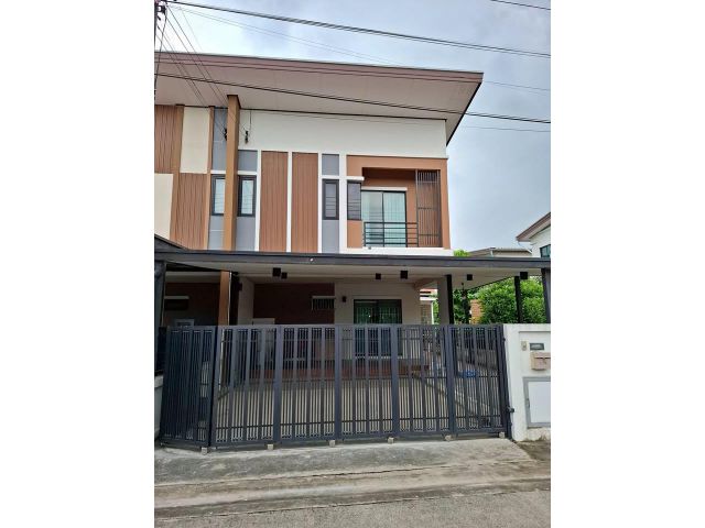 ขายทาวน์โฮม 2 ชั้น โครงการบ้านฟ้าทาวน์นี่ ปิ่นเกล้า-พุทธมณฑลสาย 5 ทำเลดี เดินทางสะดวก ใกล้มหาวิทยาลัยมหิดล ศาลายา