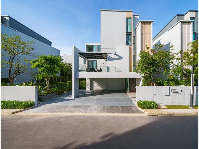 ขาย/ให้เช่าบ้านเดี่ยว 3ชั้น VIVEกรุงเทพกรีฑา 110 ตรว พื้นที่ 421