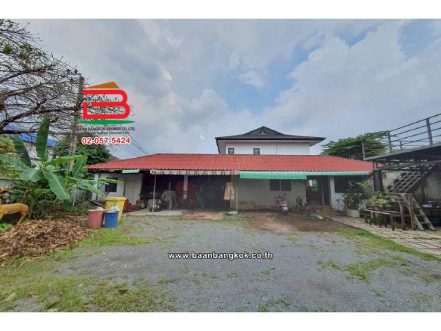 ที่ดินพร้อมบ้าน หมู่บ้านขุนนนท์นิเวศน์ เนื้อที่ 171 ตร.ว (บางขุนนนท์ 31) แขวงบางขุนนนท์ เขตบางกอกน้อย กรุงเทพมหานคร
