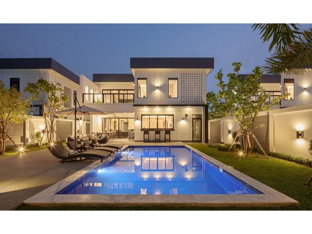 Modern Pool Villa หรู 4 ห้องนอน หางดง เชียงใหม่