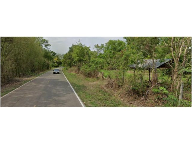 ขายที่ดิน ติดถนนลาดยาง ตำบลนาคำ อำเภอวานรนิวาศ 0-2-76 ไร่