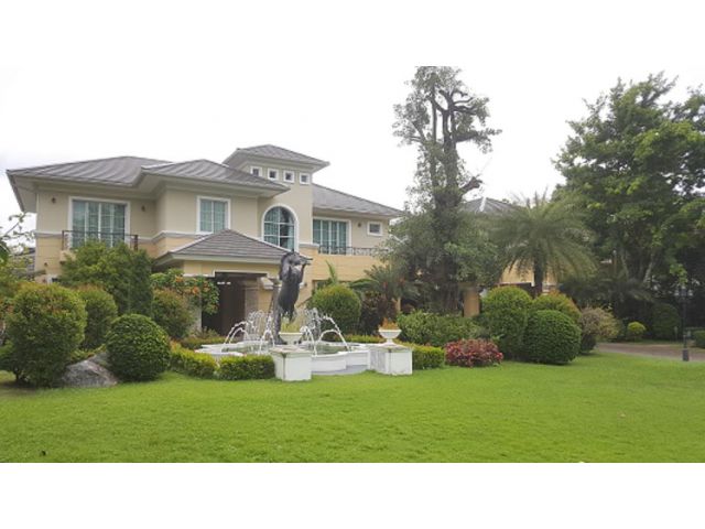 H010-Luxury house for sale, area 1,500 sq.m. Suthep Subdistrict, Mueang Chiang Mai