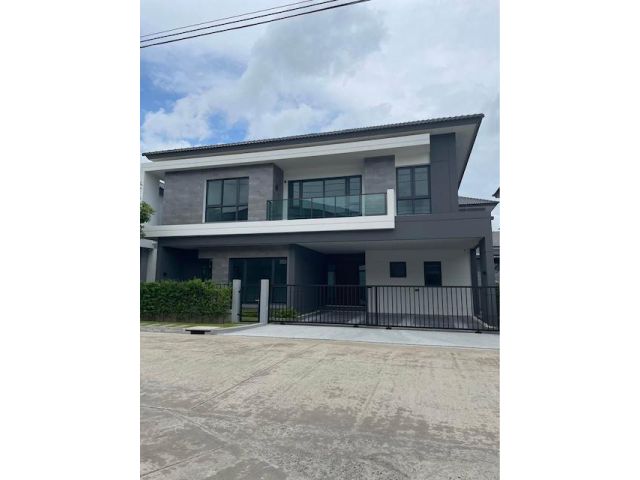 BH3719 บ้านเดี่ยวให้เช่า เดอะ ซิตี้ บางนา (The City Bangna) หลังใ