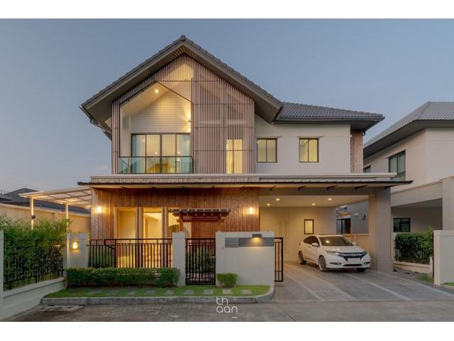 ขายบ้านเดี่ยว บางกอก บูเลอวาร์ด ศรีนครินทร์-บางนา