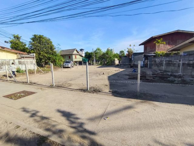 ขายที่ดิน 122 ตรว.