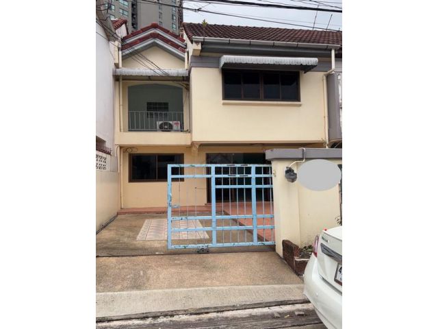 ให้เช่าทาวน์โฮม 3 ห้องนอน มณียาวิลล์ สุขุมวิท 101-1 ใกล้ BTSปุณณว