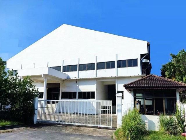 ขายโรงงานเขตประกอบการเสรี Free Zone 2 ขนาด 2 ไร่ 3 งาน ในนิคมลาดก