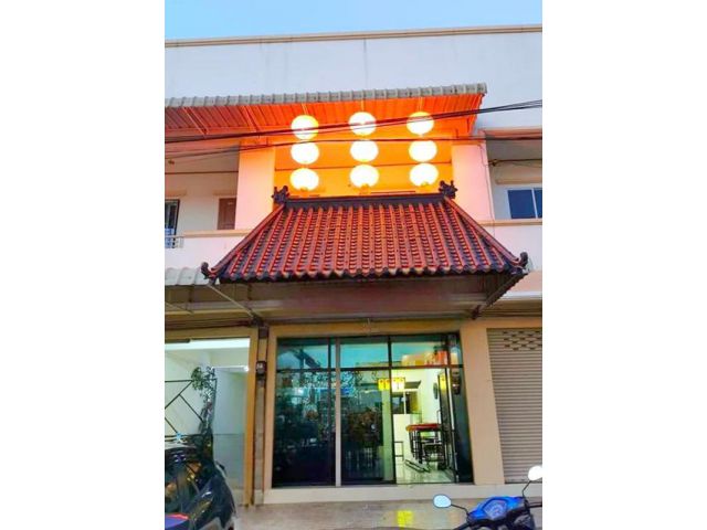 ตรงข้าม ม.ราชภัฎเชียงรายตลาดสดบ้านดู่ 2 กม. 2 ชั้น 38 ตร.วา.