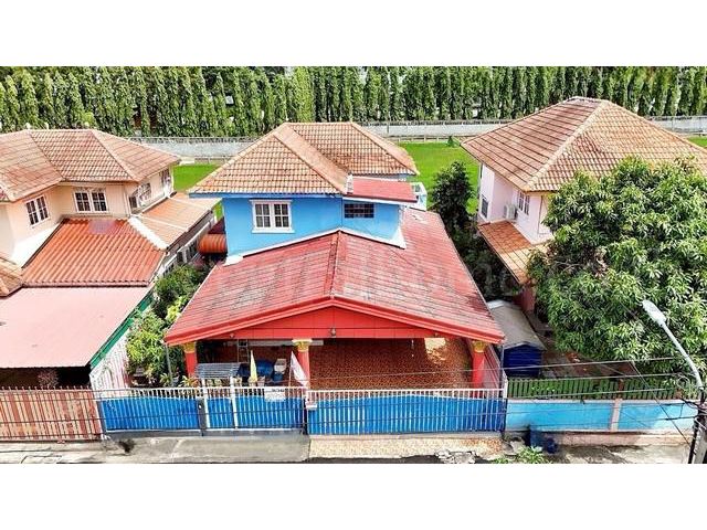 ลดราคาด่วน บ้านเดี่ยว อริสรา 2 บางบัวทอง ติดถนนเมน ราคาถูกที่สุด