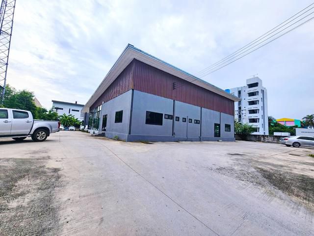 เกือบ 1 ไร่ 20-30อาคารสำนักงาน ชั้นเดียว 505ตร.ม.จอดรถ บิ๊กซี ชล