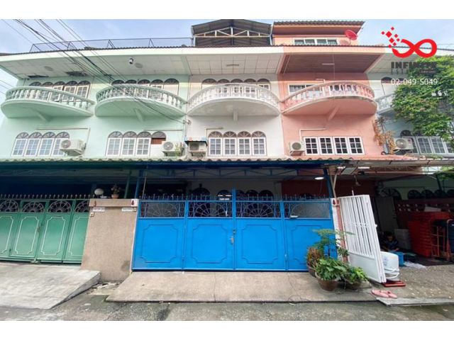 ขายทาวน์เฮ้าส์ 3 ชั้น 20  ตร.วา เพชรเกษม 50/1 ภาษีเจริญ ใกล้ MRT สายสีน้ำเงิน