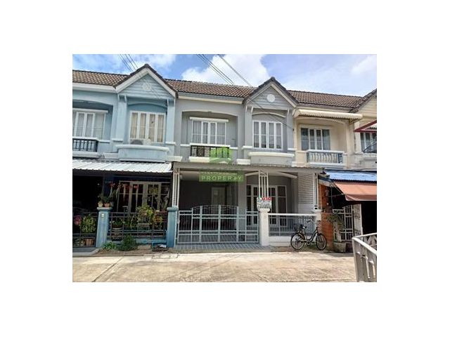 ขายทาวน์เฮ้าส์ พร้อมอยู่ หมู่บ้านบุศรินทร์ ประชาอุทิศ129 เนื้อที่ 20.10 ตร.ว สวย ครบ ทำเลดี พร้อมอยู่