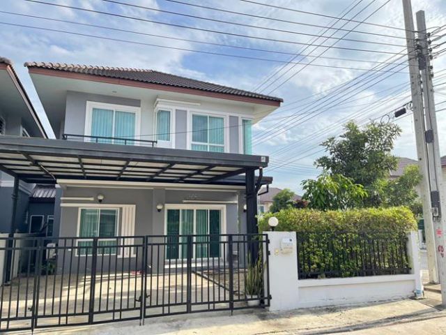 U1381 ให้เช่าบ้านแฝด 2 ชั้น หมู่บ้านนนทวีวิลล์ 7 หนองจอก บ้านหลังริมติดถนนหลัก หมู่บ้านนนทวีวิลล์ 7 Noantawee Ville 7 บ้