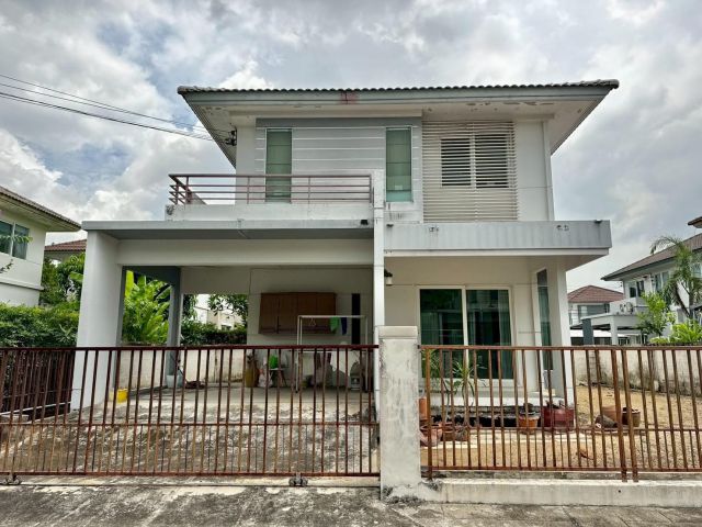 ขาย บ้านเดี่ยว ชลลดา สุวรรณภูมิ | ใกล้สนามบิน | ราคาดีเพียง 4.29 ล้าน!   ขนาดที่ดิน 58 ตร.วา | พื้นที่ใช้สอย 145 ตร.ม