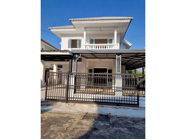 ขายบ้านเดี่ยว 2 ชั้น หลังมุม หมู่บ้านปิยวรารมย์ 4 สภาพสวยใหม่ ไม่เคยมีคนอยู่ บรรยากาศเงียบสงบ ร่มรื่น