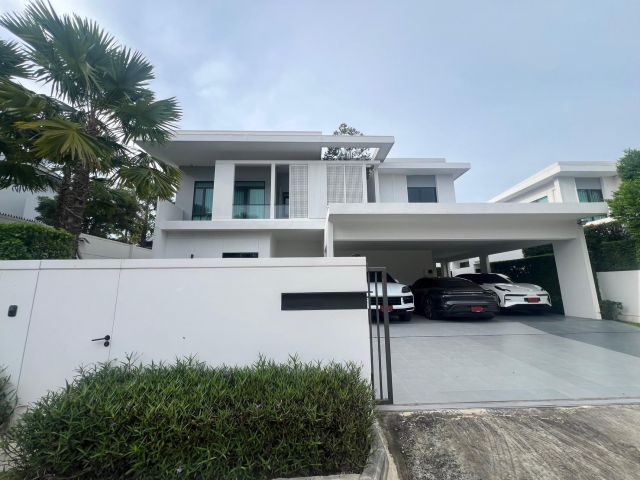 ให้เช่าบ้านเดี่ยวพร้อมเข้าอยู่  Mantana Bangna Km.15 Land and House Park