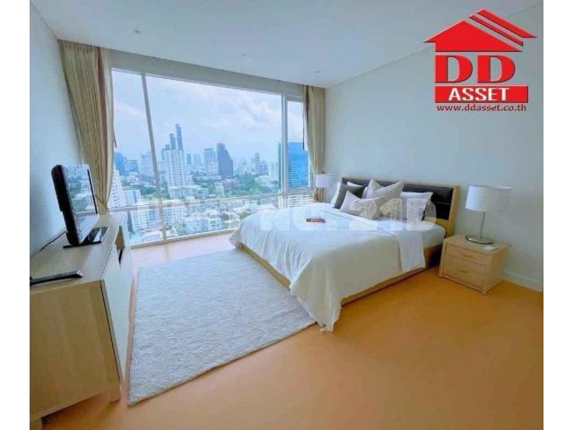 For Rent  Fullerton Sukhumvit near BTS Ekkamai