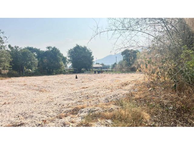 ที่ดินหนองข้างคอกใกล้มอเตอร์เวย์ 3-3-10ไร่ ไร่ละ 4ล้าน ต.หนองข้างคอก อ.เมือง จ.ชลบุรี ที่ดินหนองข้างคอกใกล้ถนนมอเตอร์เวย
