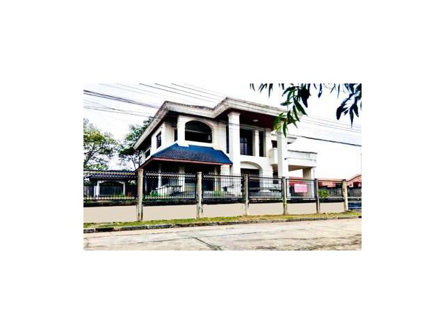 ขายบ้านเมืองเอกรังสิต หลังใหญ่ 201 ตรว.ราคาไม่แพง ใกล้ ม.รังสิต ตลาดสัมมากร