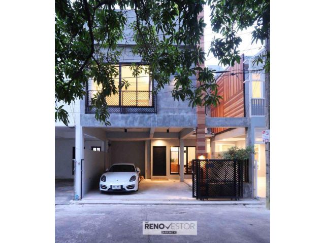 ขาย/เช่า MODERN LOFT สุดเท่ ใจกลางสุขุมวิท 49 — Renovated พร้อมเข้าอยู่ทันที
