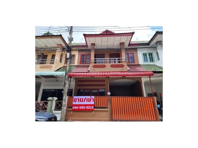 ให้เช่า ทาวน์เฮ้าส์ 2 ชั้น ม.วรุณพร 18 ตร.ว. ธัญบุรี ปทุมธานี