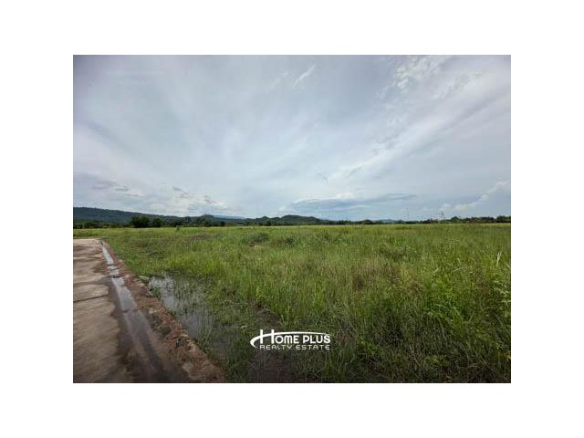 ที่ดินติดถนนนครนายก-เขาทุเรียน อำเภอเมือง นครนายก เนื้อที่ 440 ตารางวา
