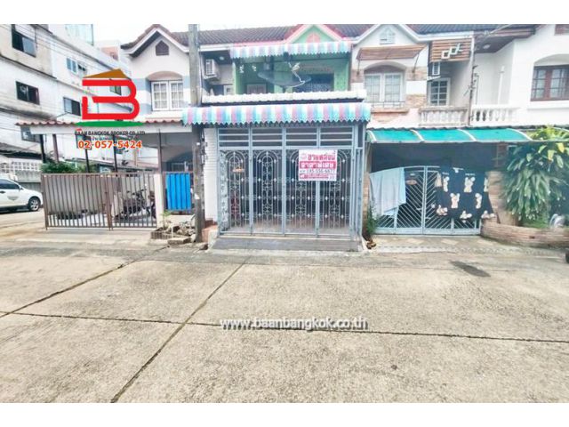 ทาวน์เฮาส์ หมู่บ้าน พนาสนธิ์ 4 เนื้อที่ 16 ตรว. ถนนรามอินทรา แขวงบางชัน เขตคลองสามวา กรุงเทพมหานคร