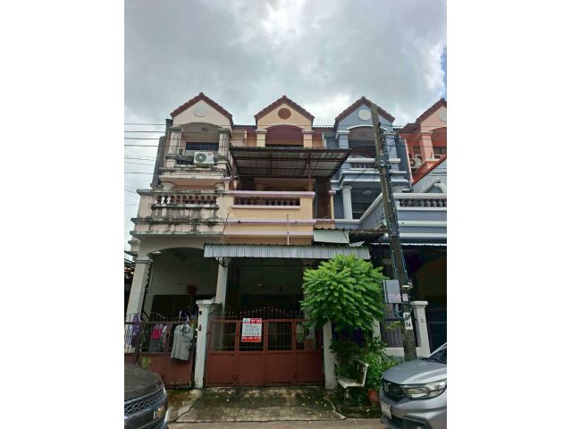ขายด่วนทาวน์โฮม 3 ชั้น หมู่บ้านสวนหลวงโฮมเพลส เฉลิมพระเกียรติ ร.9 ซอย 30 (N.1854)