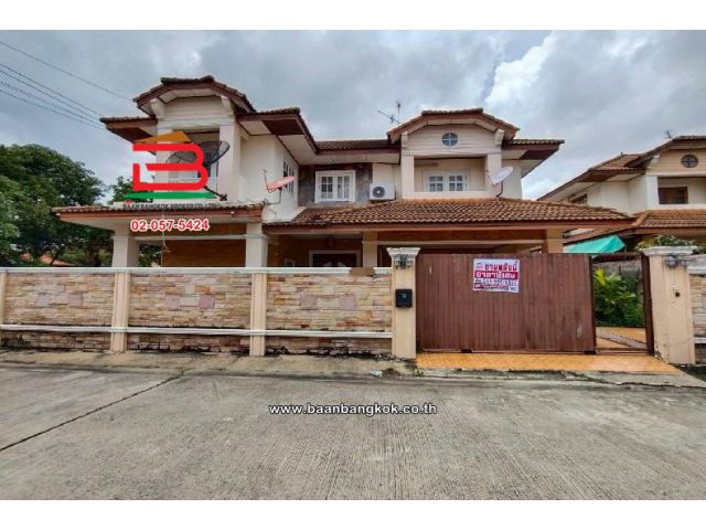 บ้านเดี่ยว หมู่บ้านซื่อตรงคลองสาม เนื้อที่ 108.3 ตร.ว (รังสิต-นครนายก 72), ใกล้ดรีมเวิลด์ ตำบลบึงยี่โถ อำเภอธัญบุรี ปทุม
