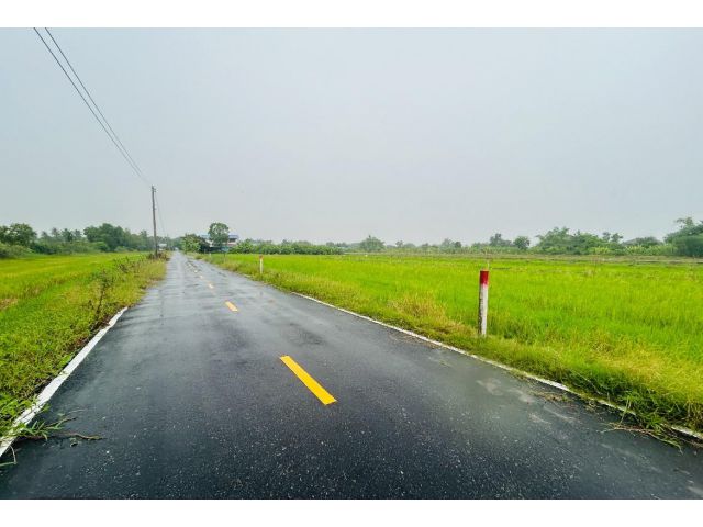 เปิดจองแล้ว! ที่ดินแปลงสวย ลาดหลุมแก้ว ️ ติดถนนลาดยาง มีไฟฟ้า ประปา ผ่านหน้าแปลง   ราคาเพียง 399,000 บาท