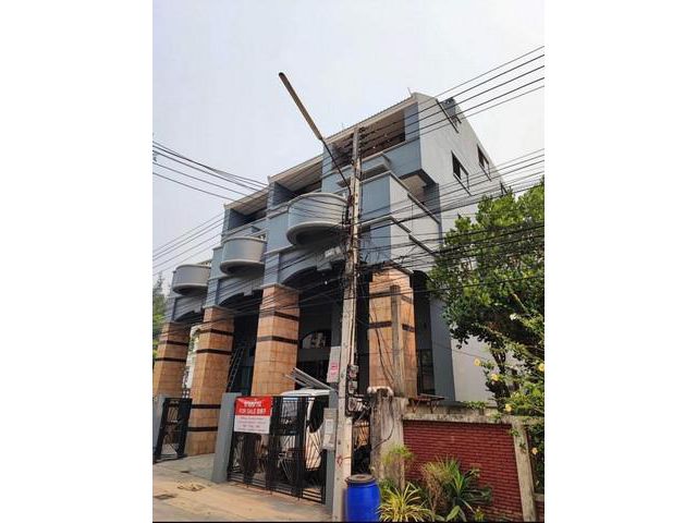 ขายอาคารพาณิชย์ 5 ชั้น 3 คูหา ขายรวม 3 คูหา  เชียงใหม่