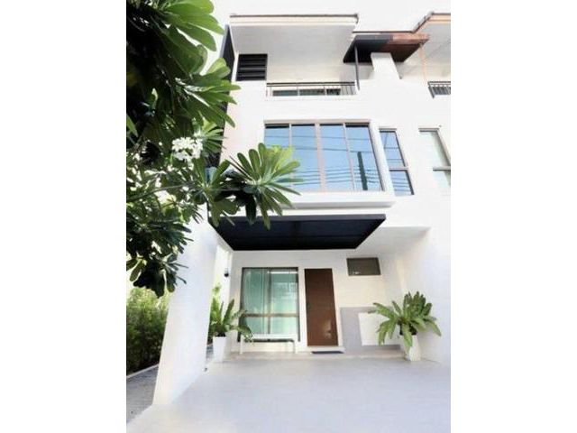 ขายทาวน์โฮม 3 ชั้น เนื้อที่ 30 ตารางวา เดอะไพรเวท สุขุมวิท 97 ใกล้ BTS บางจาก ทางด่วนสุขุมวิท 62